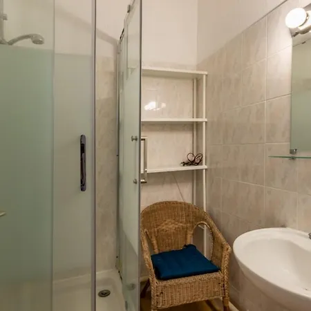 Nice Apt For 4 With Terrace And Pool شقة باندول